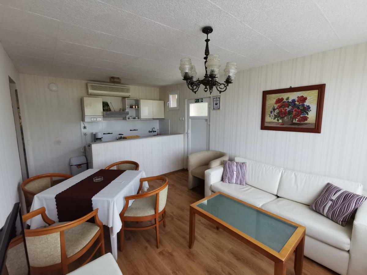 Villa Aqua Pravets Eksteriør billede