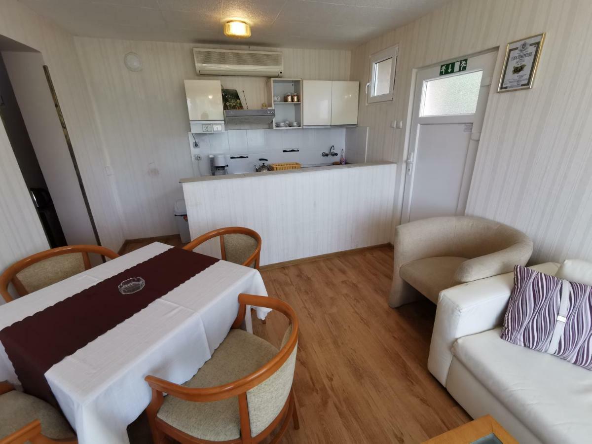 Villa Aqua Pravets Eksteriør billede